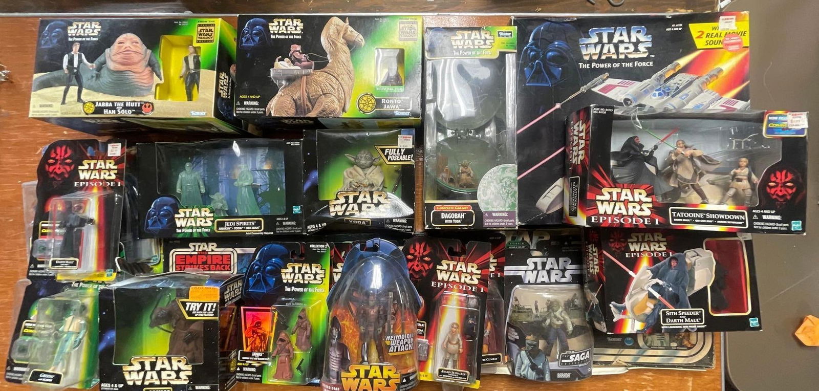 Group of Assorted Star Wars Action Figures and More (1 of 2)
