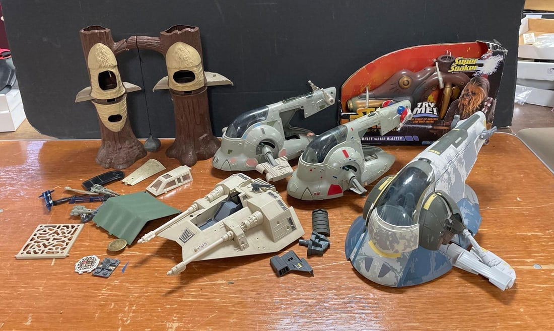 Group of Star Wars Ships and More (1 of 3)