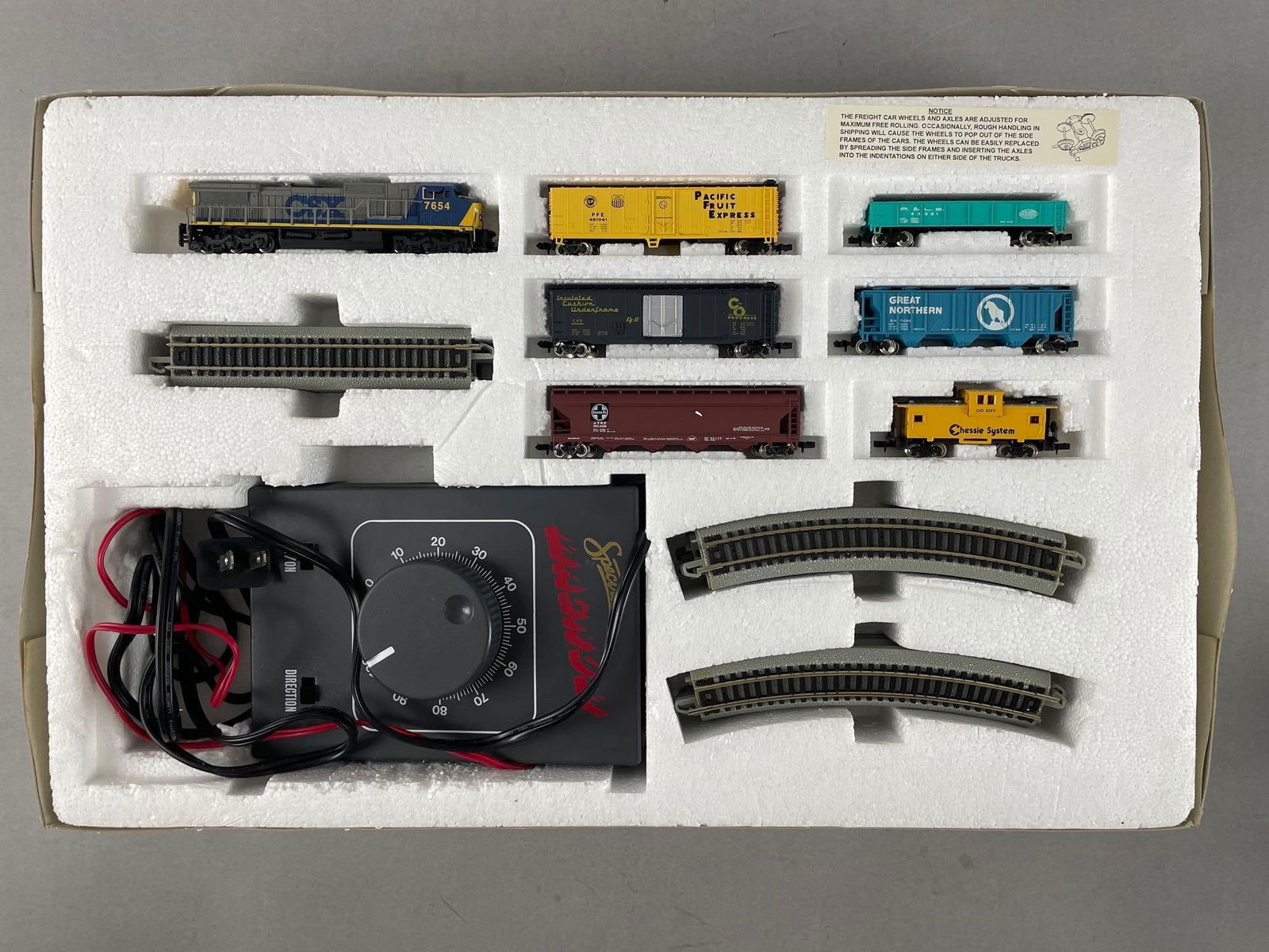 Bachmann Silver Series N Scale Complete Electric Train Set - 2