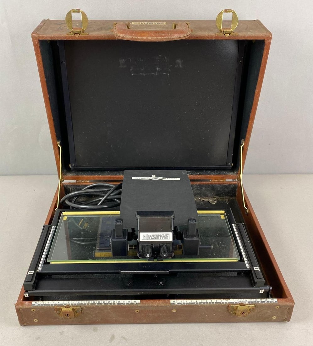 Vintage Visidyne Portable Microfiche Reader: Untested. Case measures H 14 1/4 x W 17 x D 6 inches.