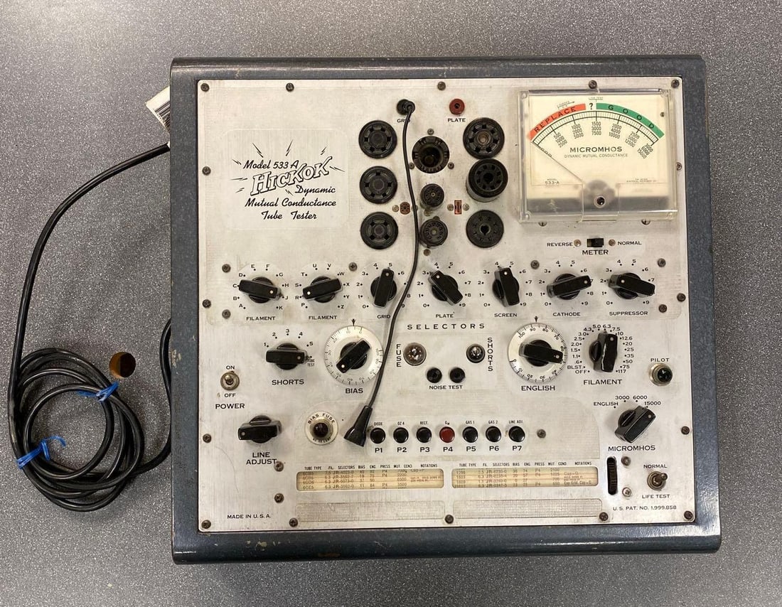 Vintage Hickok Tube Tester (1 of 2)