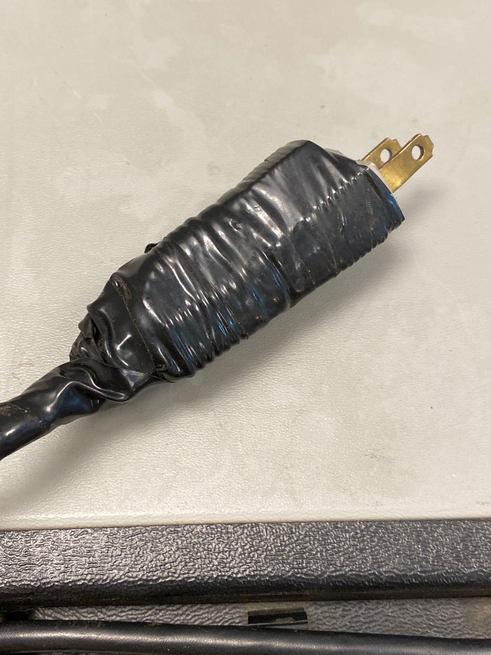 Sencore Model DVM56 Microranger - 4