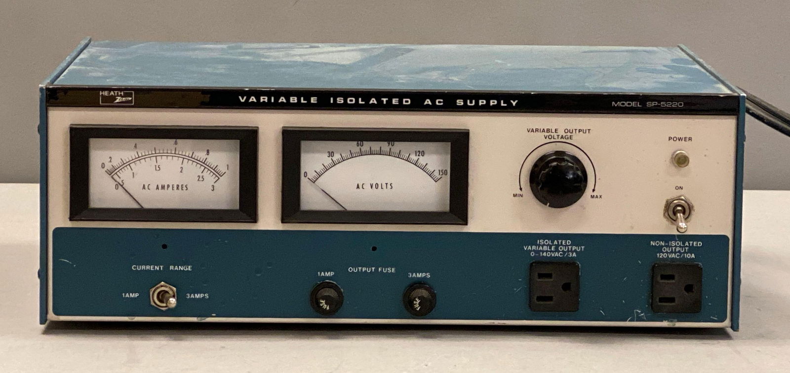 Heath Zenith SP-5220 Variable Isolated AC Supply (1 of 2)