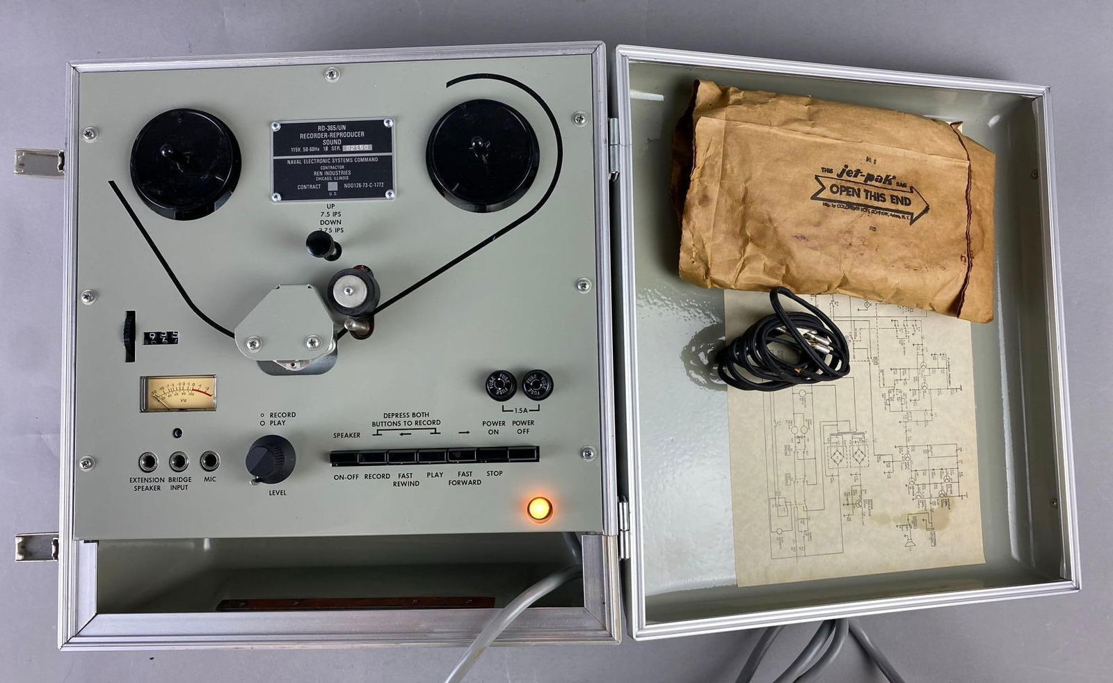 U.S. Navy Rd 365 Reel to Reel Player / Recorder: Powers on. Measures H 8 x W 13 x L 14 inches. Like new with original packaging inside.