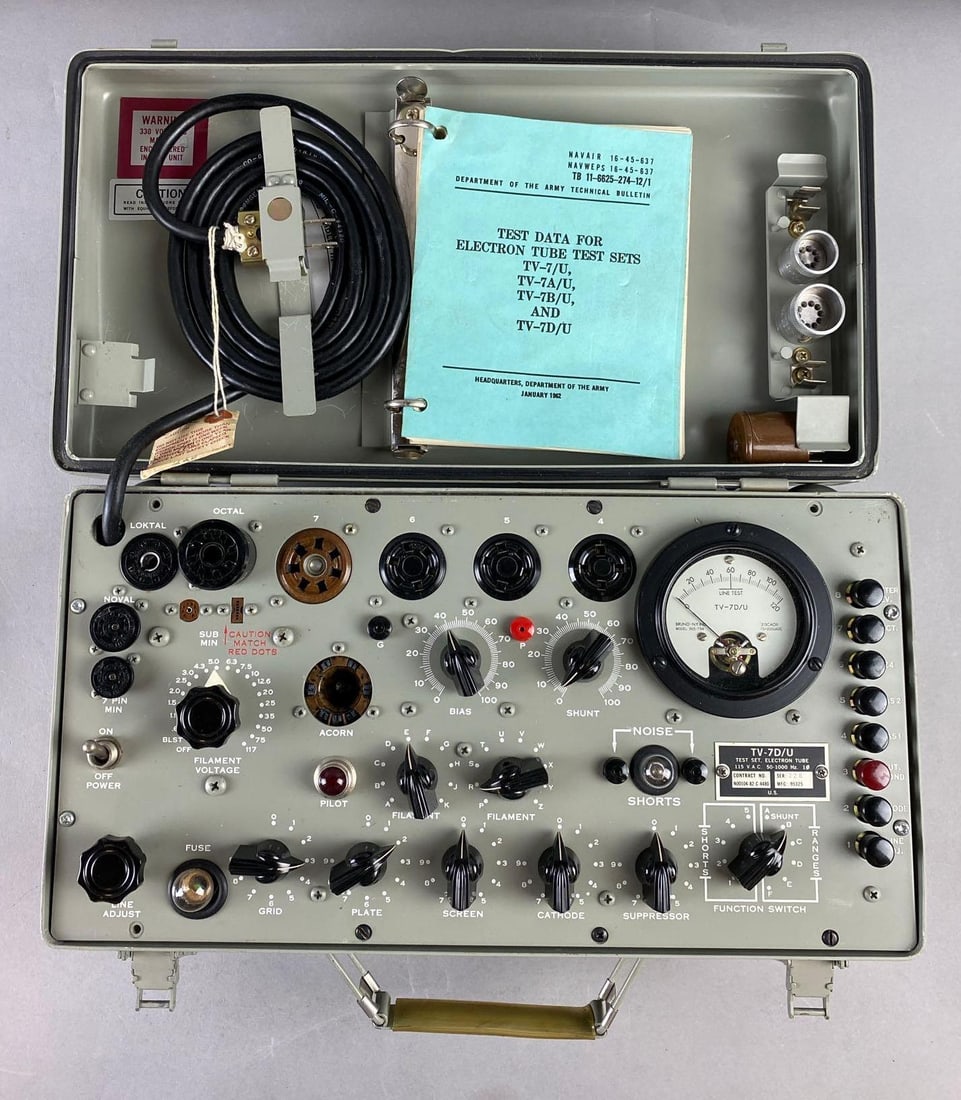 U. S. Army Military TV-7D/U Tube Tester (1 of 5)
