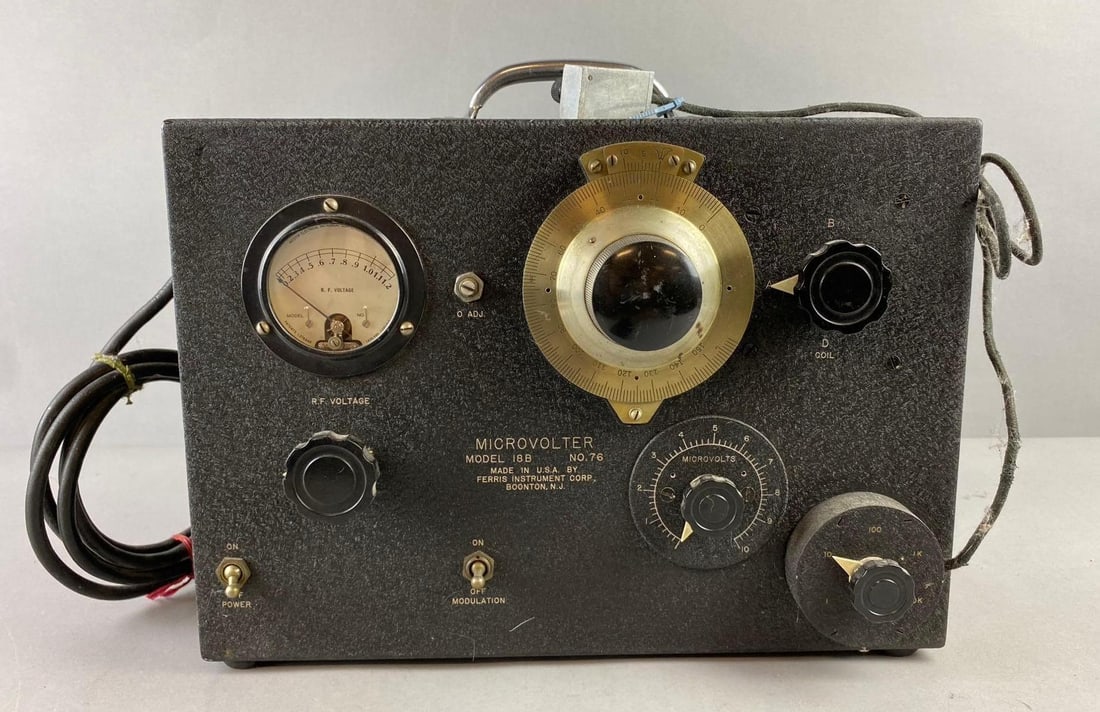 Ferris Instrument Corp Microvolter: Used at the Hazetine Service Corporation Laboratory. Circa 1940’s. Powers on. Measures H 10 x W 6 x 14 1/2 inches.