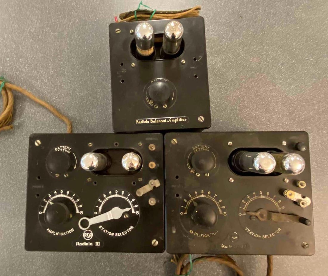 Group of Assorted RCA Radiola III Amplifier Equipment (1 of 3)