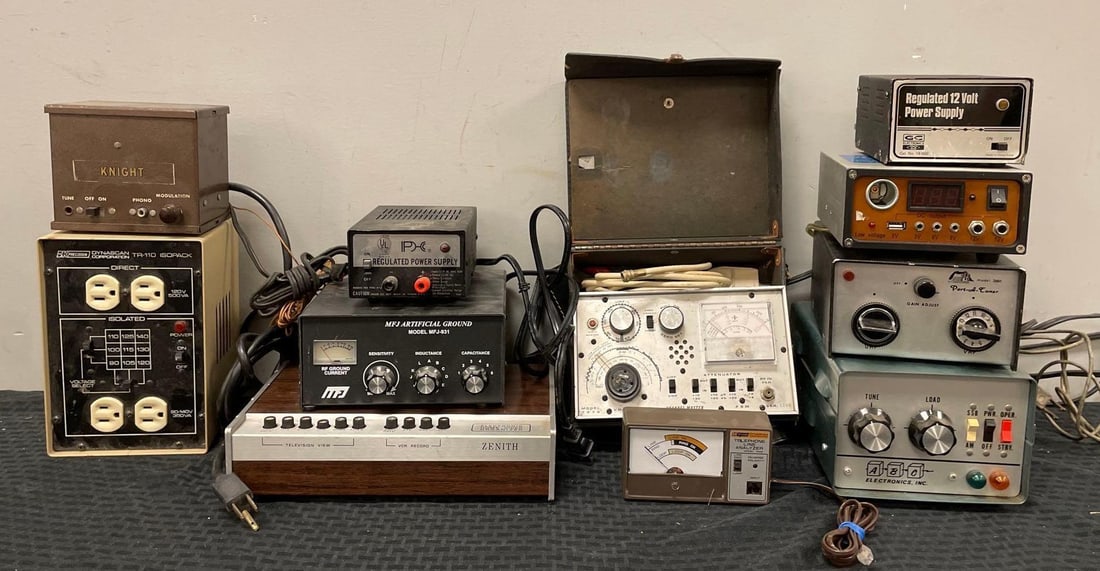 Group of Vintage Electronic Equipment (1 of 3)