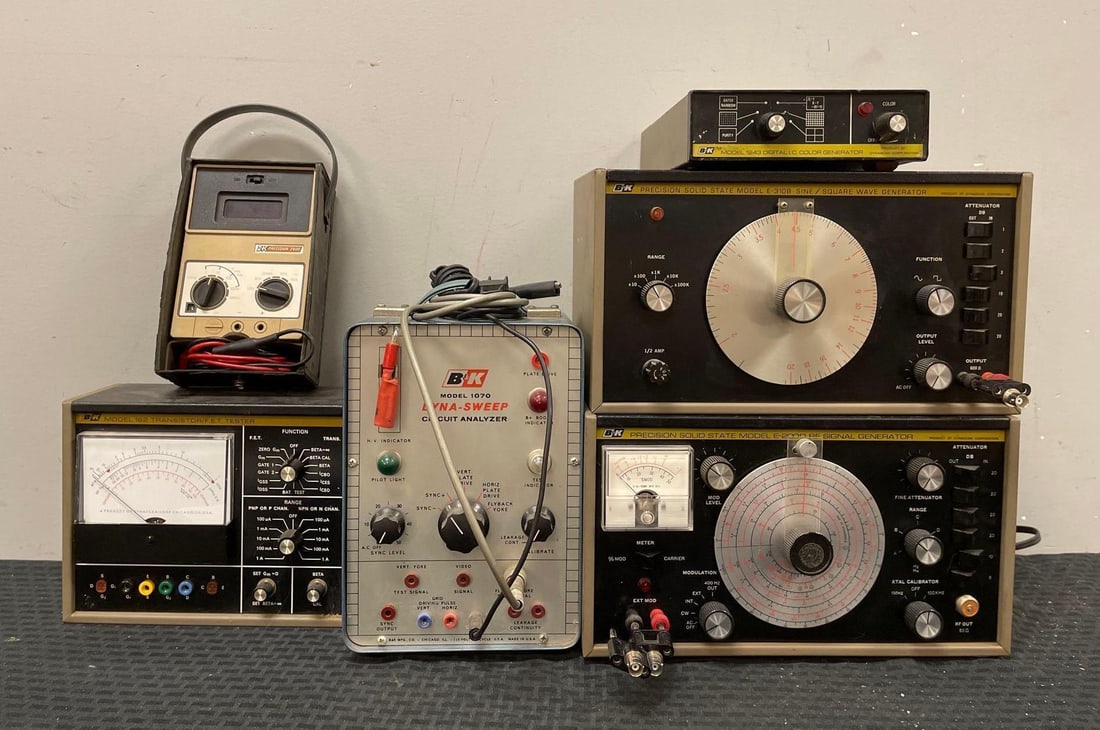 Group of Vintage B and K Electronic Equipment: Untested, includes signal generator, transistor tester, largest measures 7" x 12 3/4" x 8"