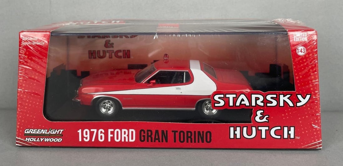 Greenlight Hollywood Starsky and Hutch 1976 Ford Gran Torino Die-Cast Car: Limited edition, 1/43 scale, original packaging