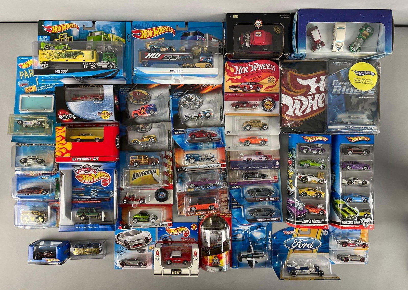 Group of Mattel Hot Wheels Die-Cast Vehicles (1 of 3)