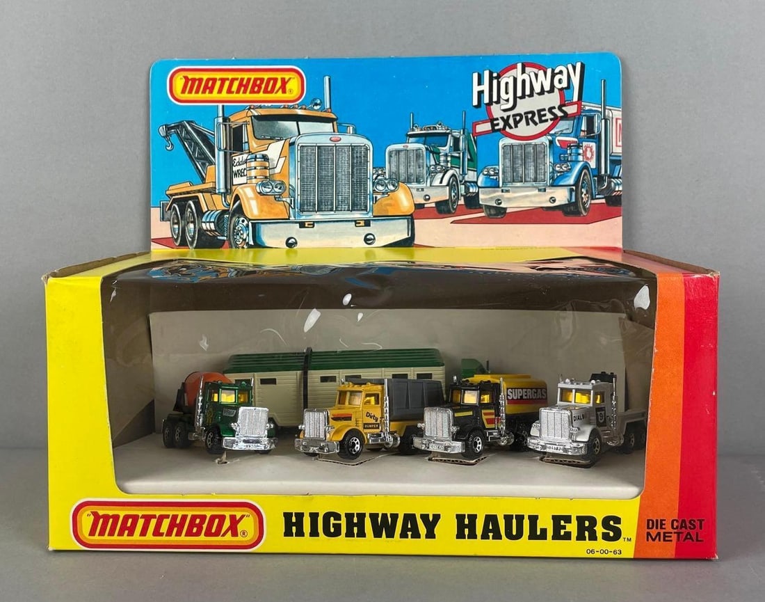 1982 Matchbox Highway Haulers Die-Cast Gift Set (1 of 3)