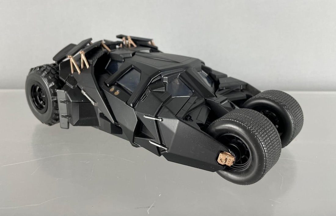 Jada Toys The Dark Knight Batmobile Tumbler Die-Cast Vehicle (1 of 7)
