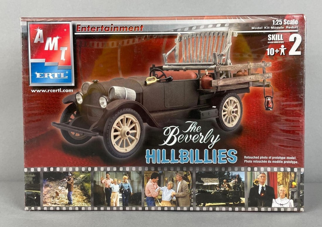 AMT Ertl The Beverly Hillbillies Car Model Kit (1 of 3)