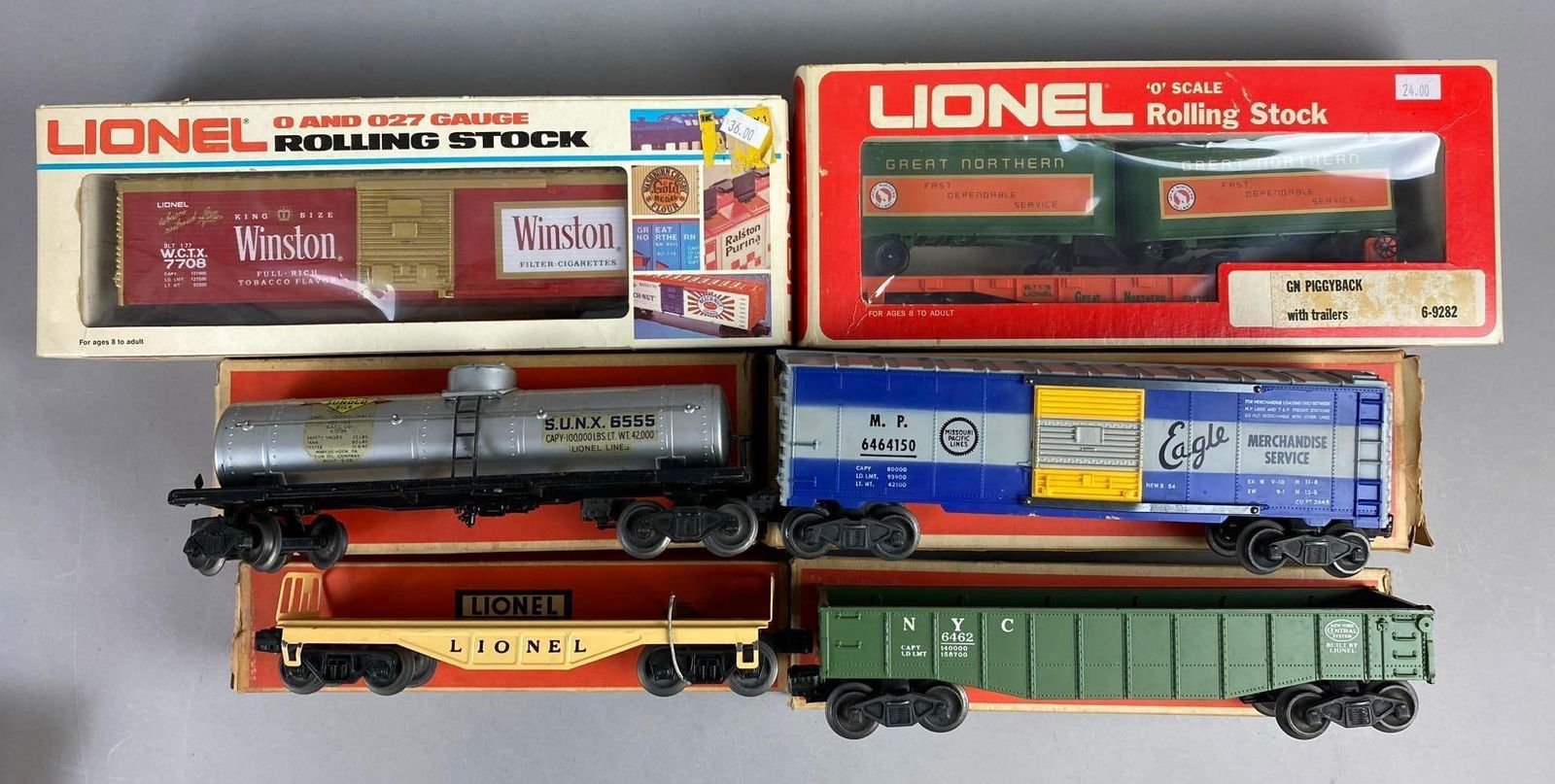 Group of 6 Lionel Trains O Scale Train Cars and More (1 of 3)