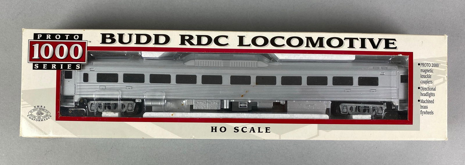 Proto 1000 Series HO Scale Budd RDC locomotive: Untested in original box, unlettered, measures 12? in length