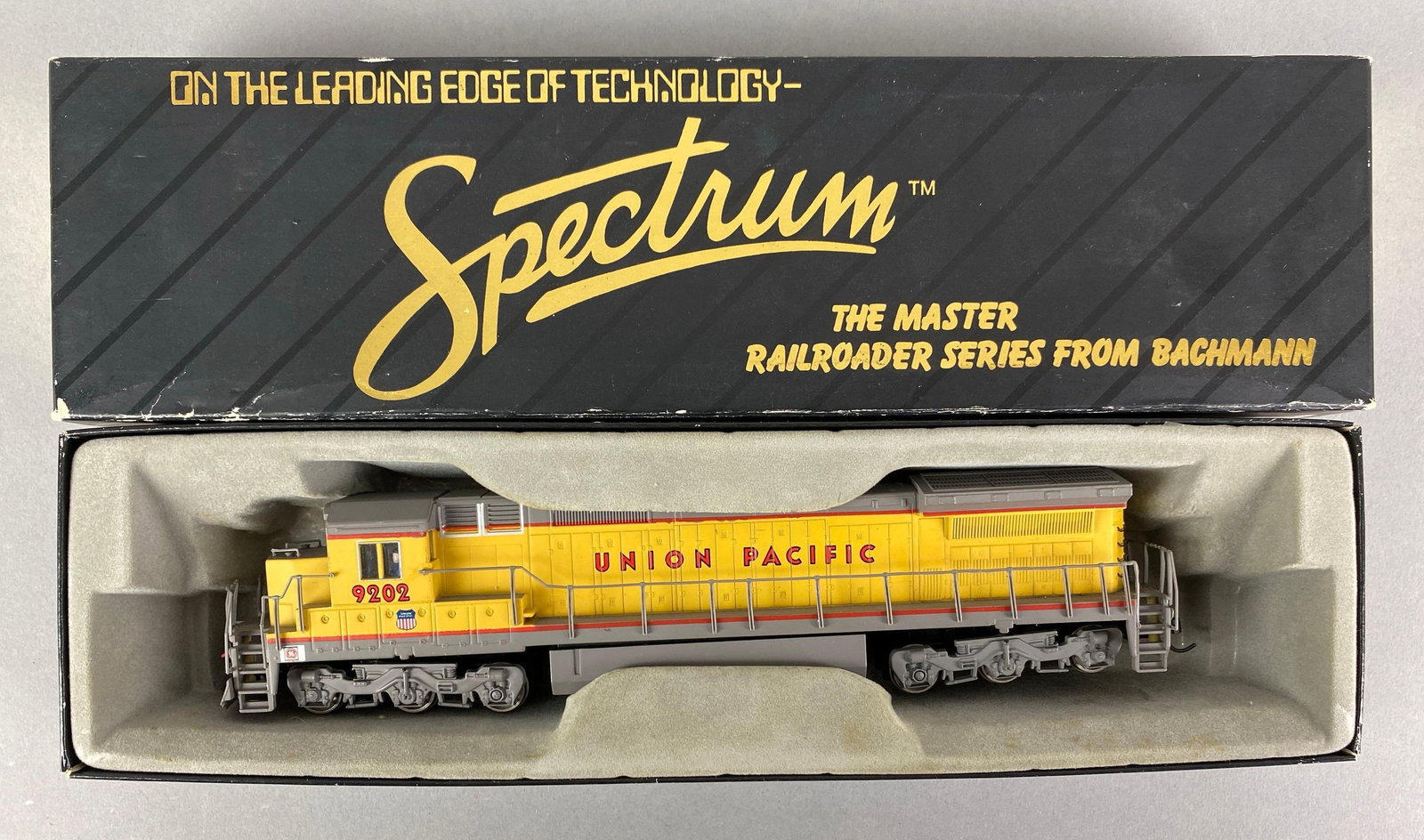 Spectrum HO Scale UP Dash 8 40C Locomotive (1 of 3)