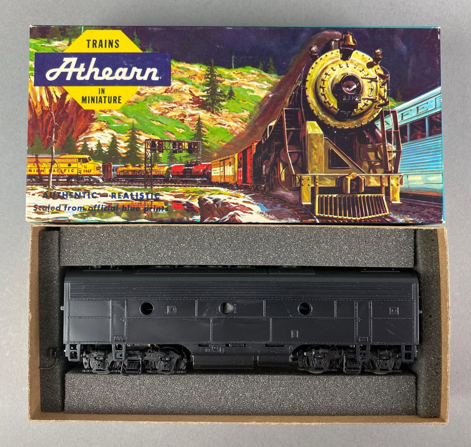 Athearn HO Scale F7B DMY Undecorated Tender (1 of 2)