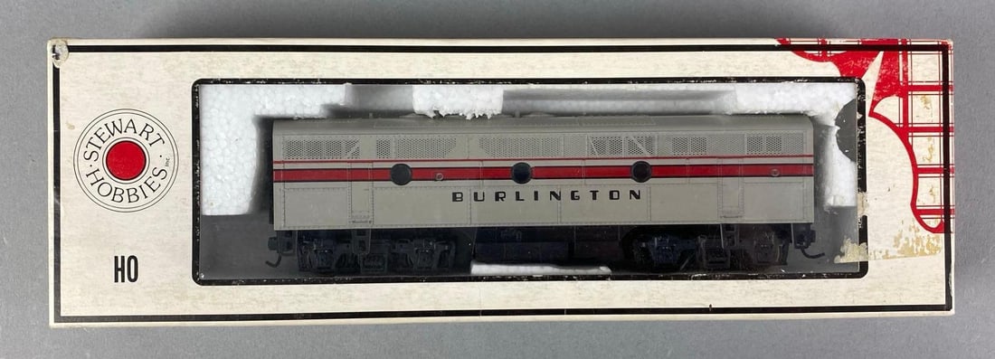 Stewart Hobbies HO Scale CB and Q F3B Phase 2 Unpowered Locomotive: Untested in original box, made in Japan, Burlington route, measures 7 1/4? in length