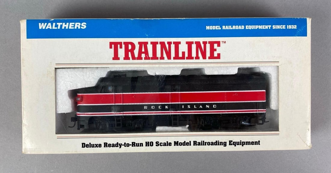 Stewart Hobbies HO Scale RI Alco FA-1 Locomotive (1 of 3)