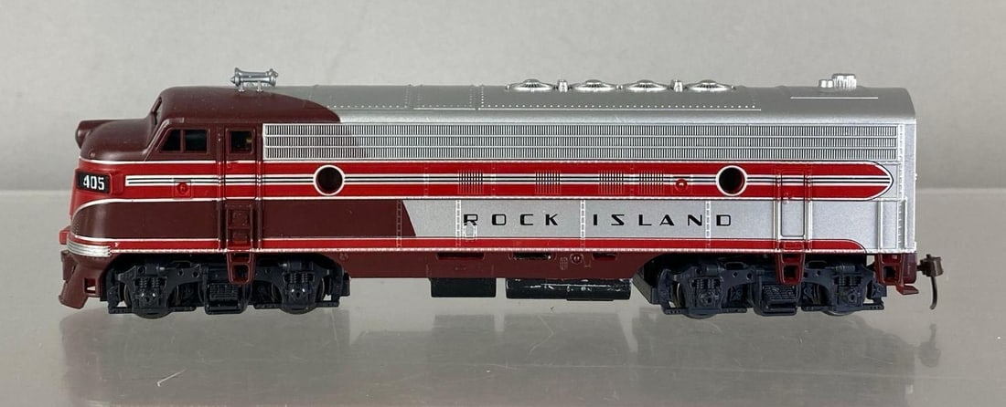 HO Scale Rock Island Railroad 405 Diesel Locomotive: Untested, made in Austria, measures 7 3/4? in length