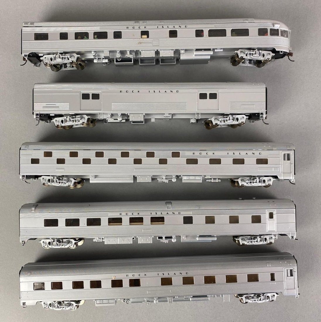 Set of 5 HO Scale RI Zephyr Passenger Train Cars (1 of 3)