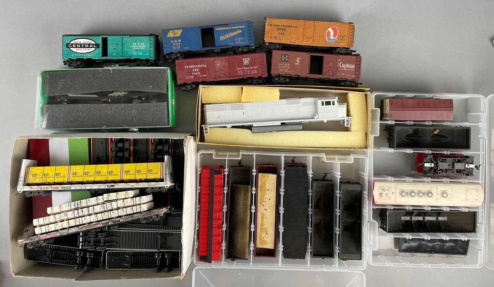 Grpup of HO Scale Model Train Cars and More (1 of 4)