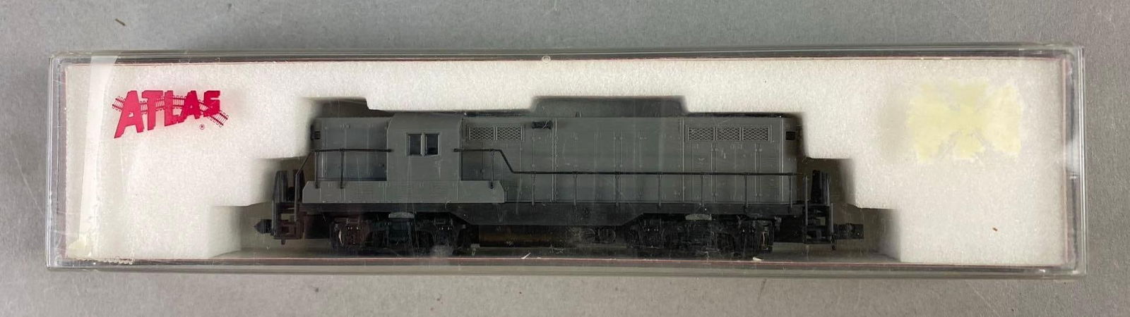 Atlas N Scale GP-7 Undercoated Locomotive (1 of 3)