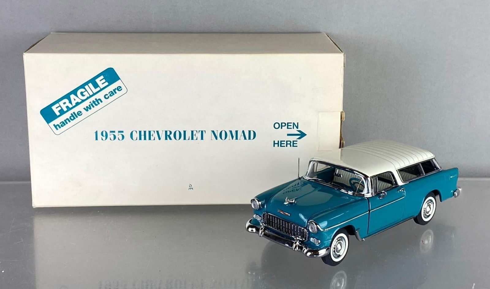 The Danbury Mint 1955 Chevrolet Nomad Die Cast Vehicle (1 of 4)