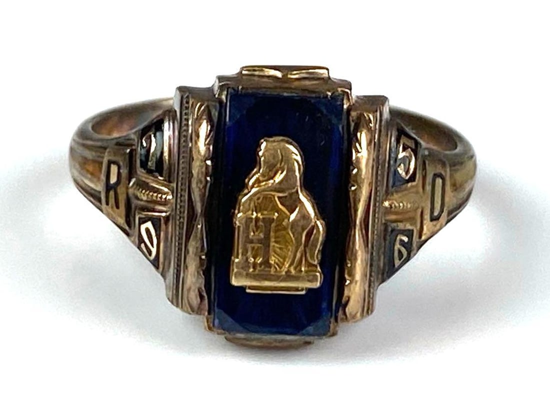 1956 Signed Josten 10K Yellow Gold Blue Spinel Class Ring: Total weight of 4.2 grams, size 6 1/2