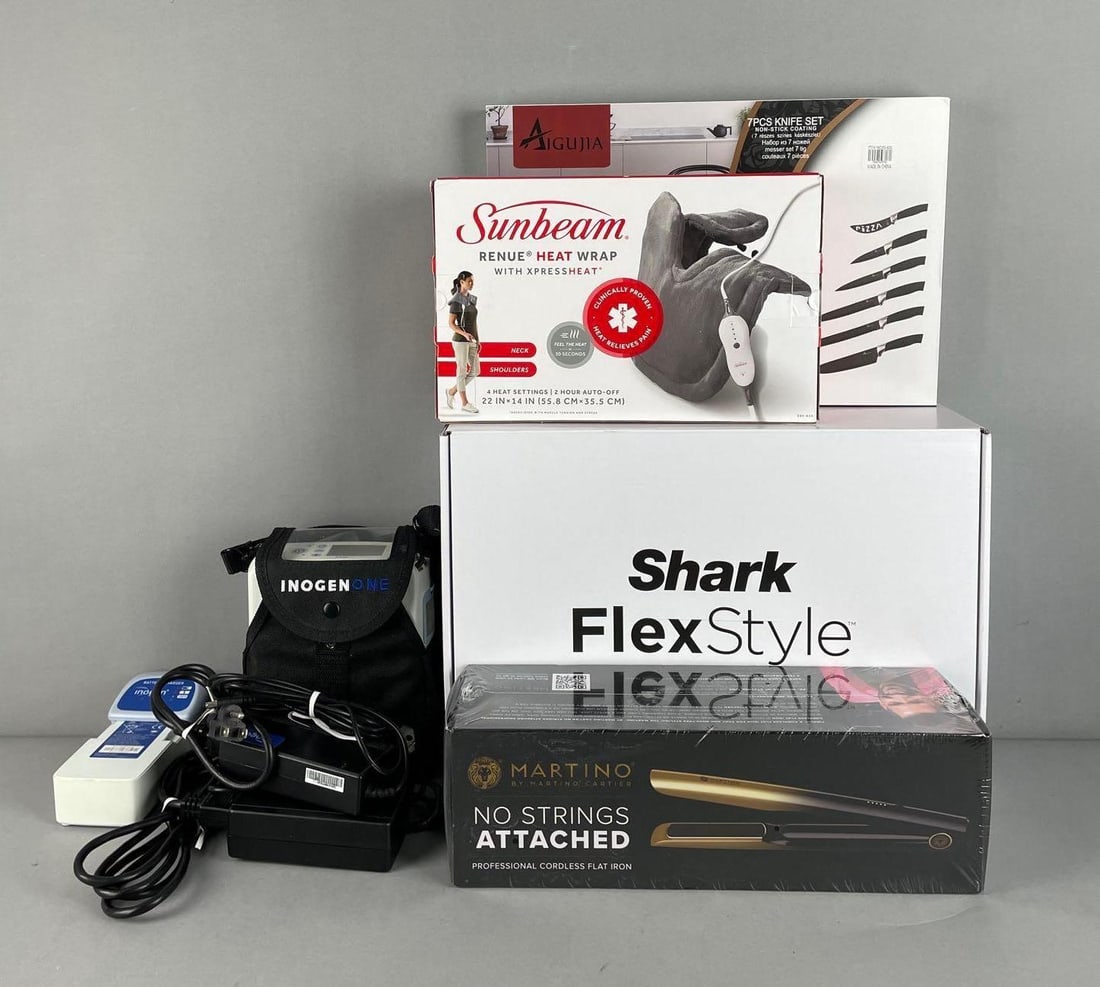 Group of Electric Beauty Products and More (1 of 4)