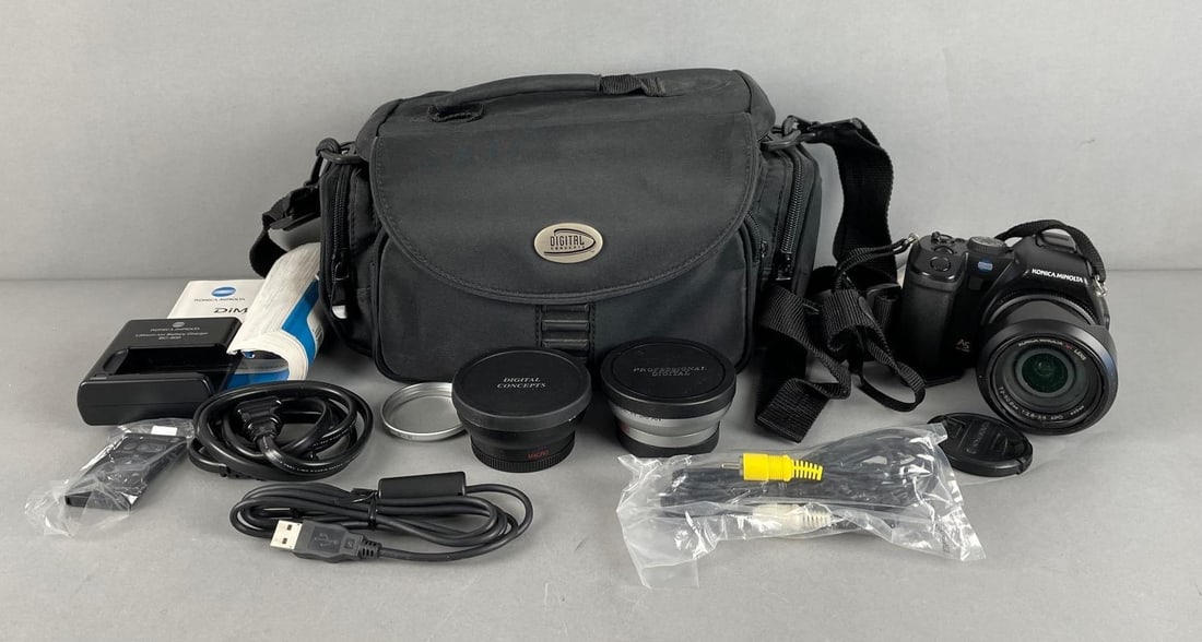 Konica Minolta Dimage A200 Digital Camera with Accessories: Untested, includes 0.45x lenses, chargers, bag, manual