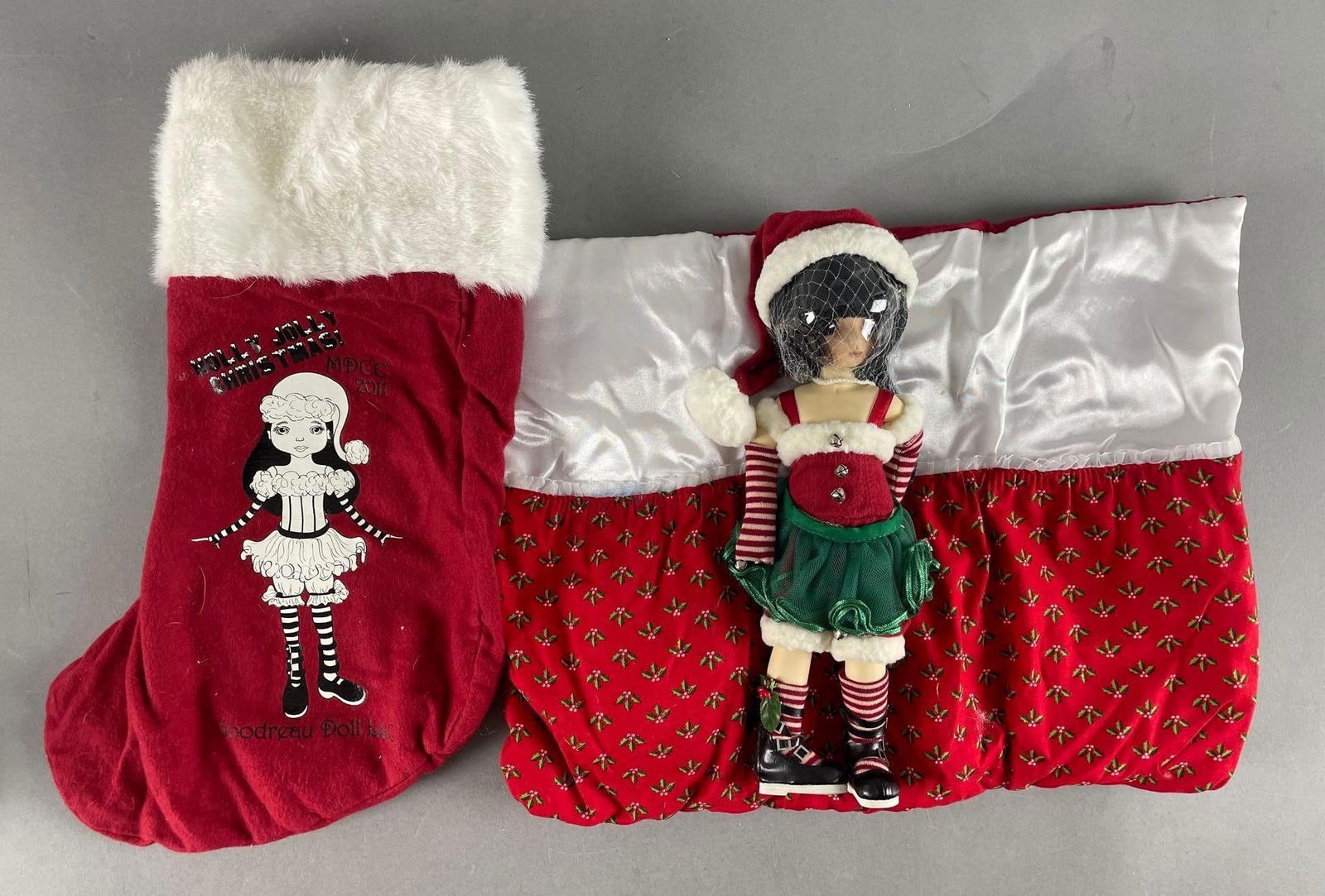 2011 Goodreau Holly Jolly Christmas American Ball Jointed Doll: NOS BJD, includes blonde wig, stocking, measures 10"