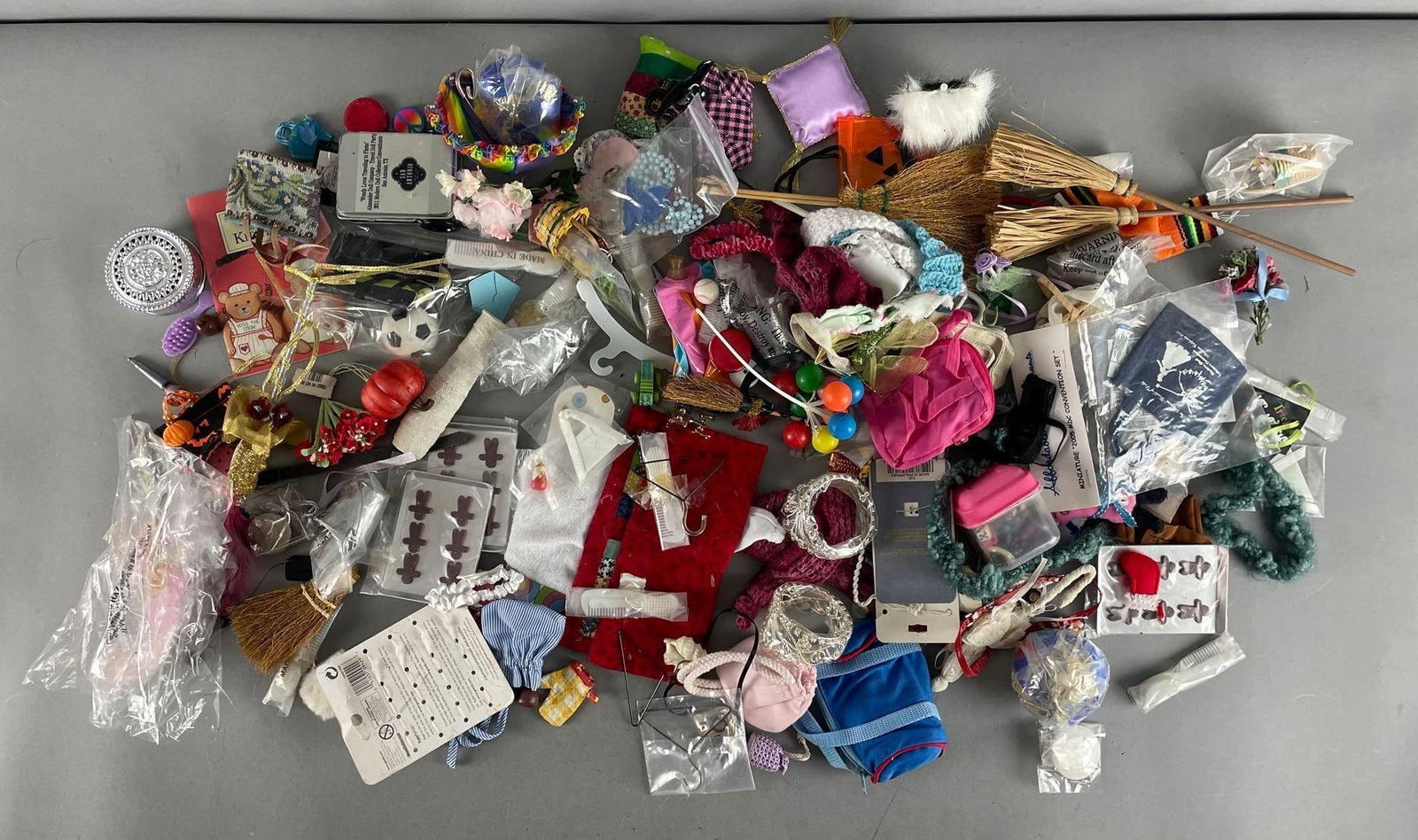 Group of Goodreau Ball Jointed Doll Accessories (1 of 3)