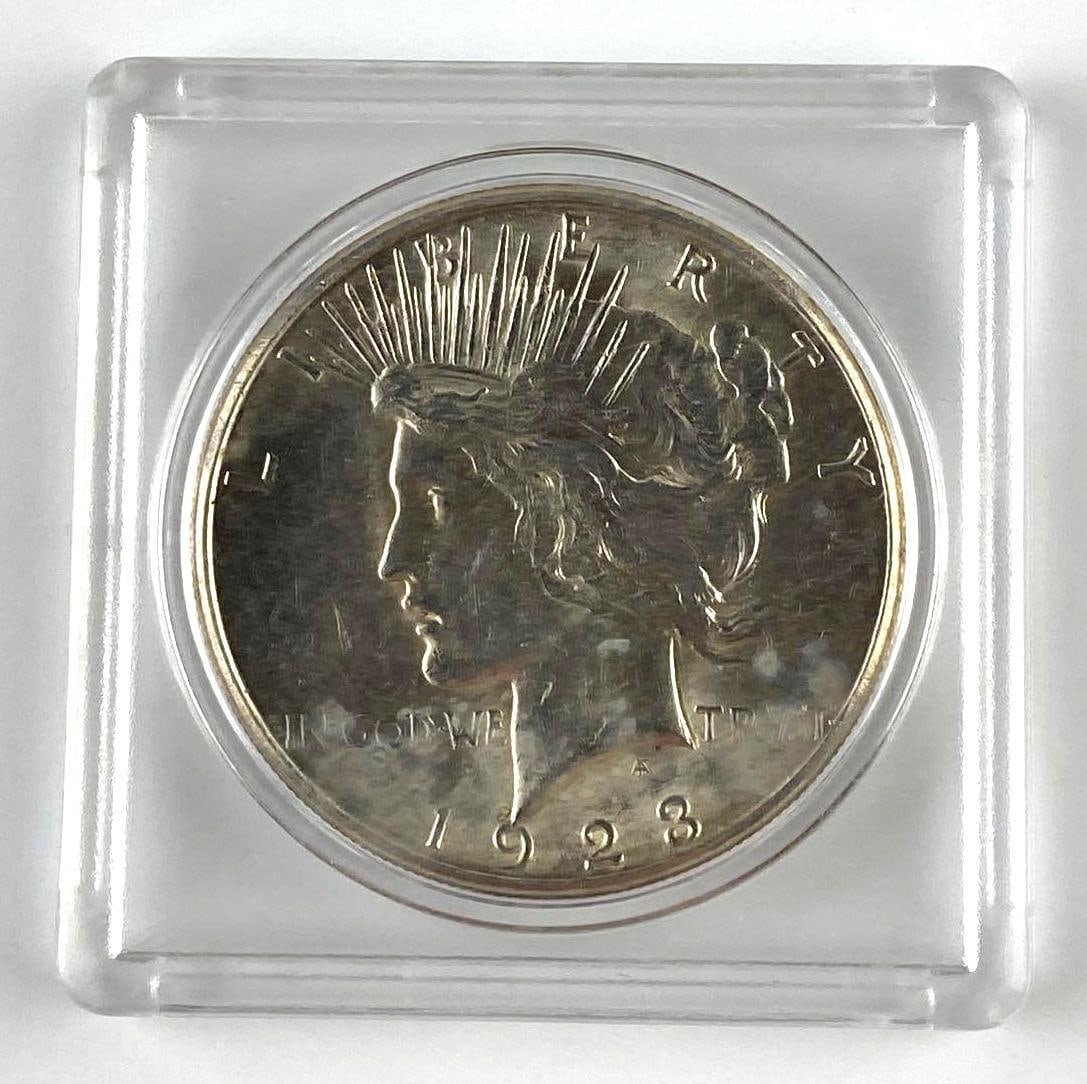 1923 US Peace Silver Dollar (1 of 2)