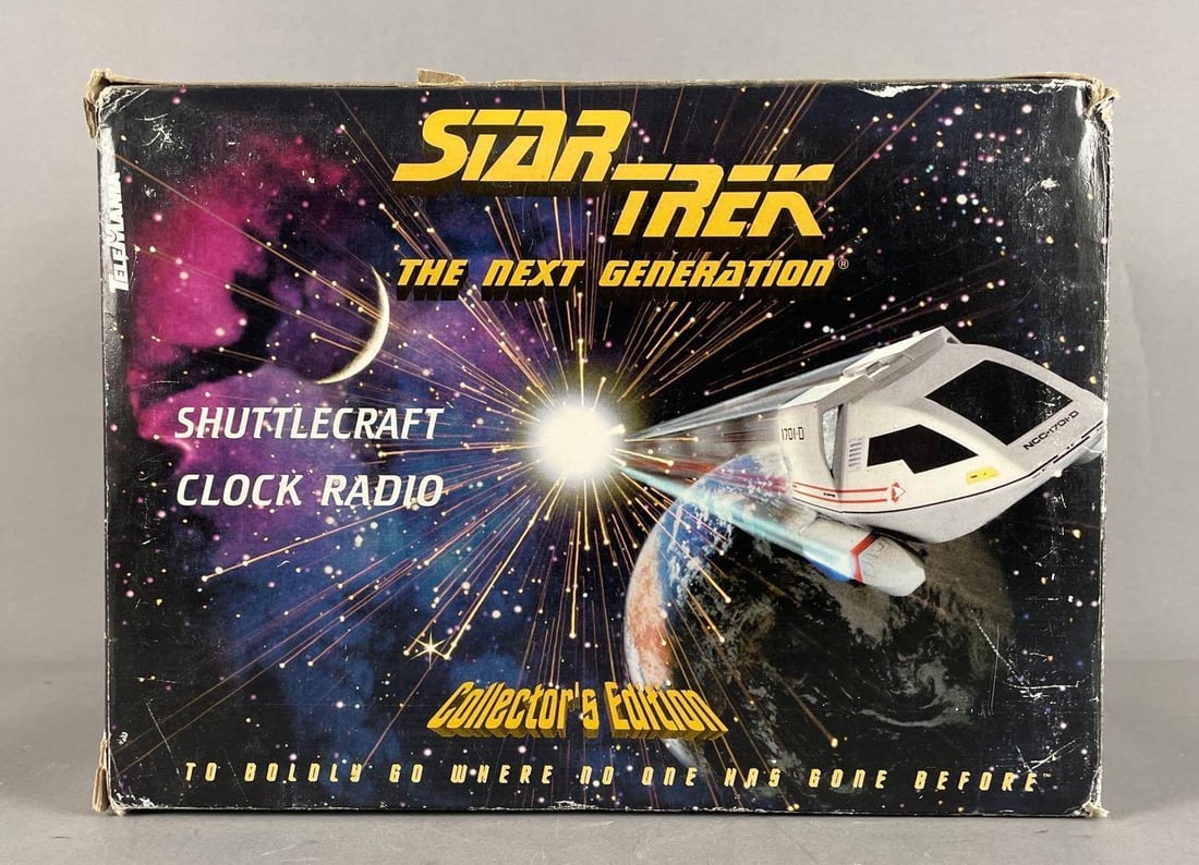 Telemania Star Trek TNG Shuttlecraft Clock Radio: Collector's Edition, original packaging