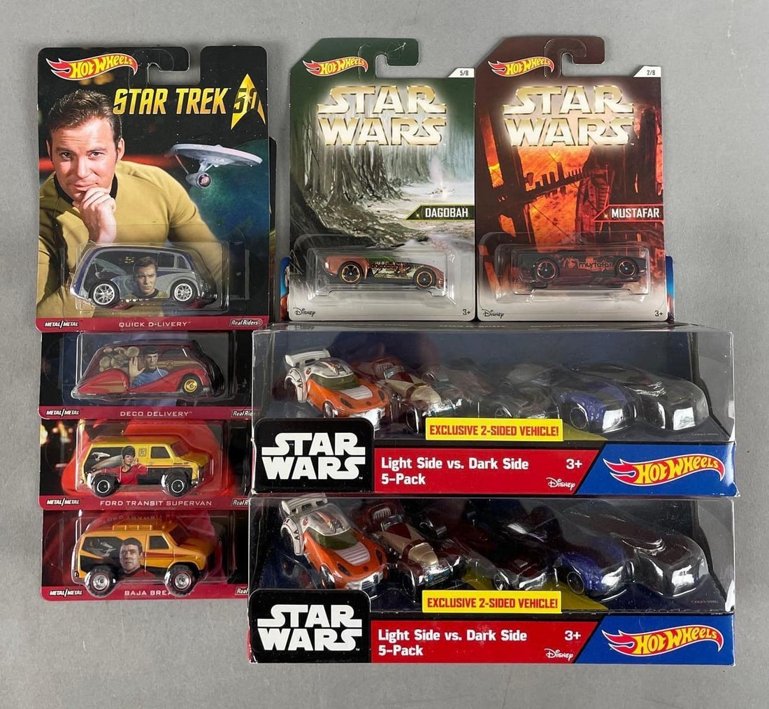 Group of Mattel Hot Wheels Die-Cast Vehicles: Star Trek and Star Wars