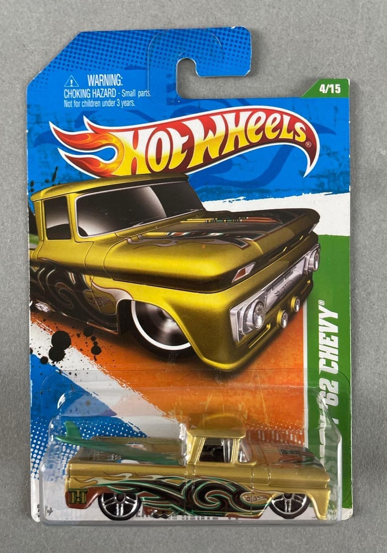 Mattel Hot Wheels Treasure Hunt Custom '62 Chevy Truck: Diecast