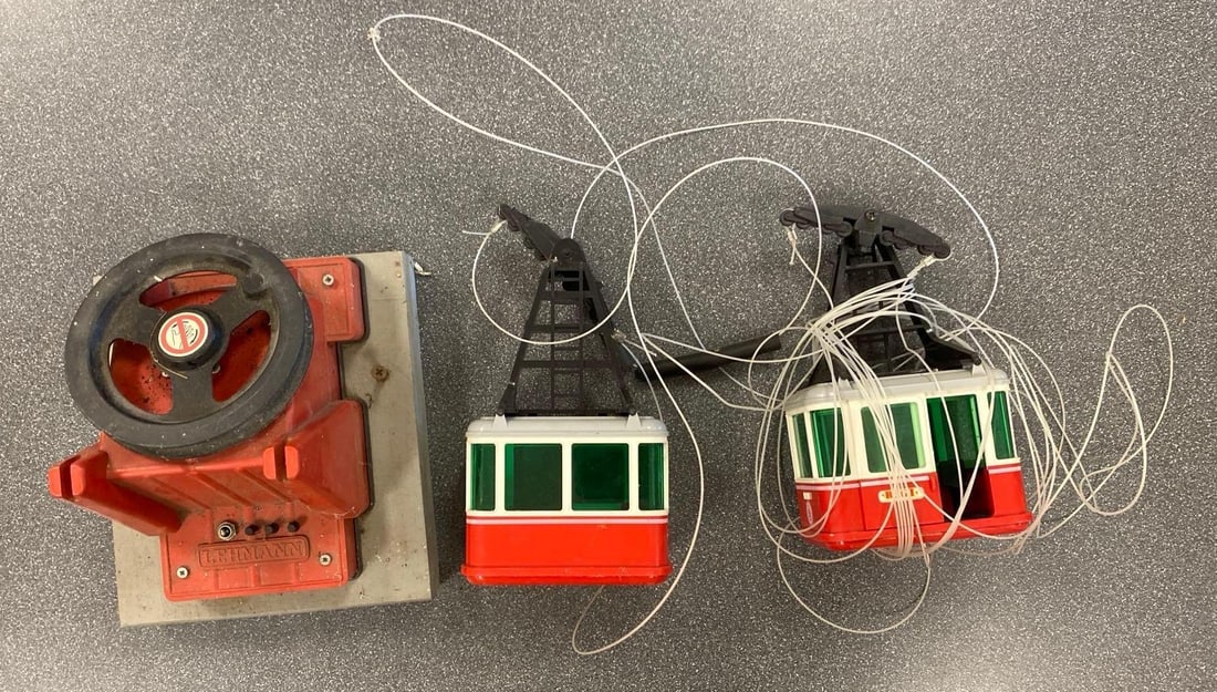 Lehman Rigi Duo Gondola Cable Car Set: incomplete, untested, made in west Germany, spool controller measures 6 1/2” H x 8” W x 7” D