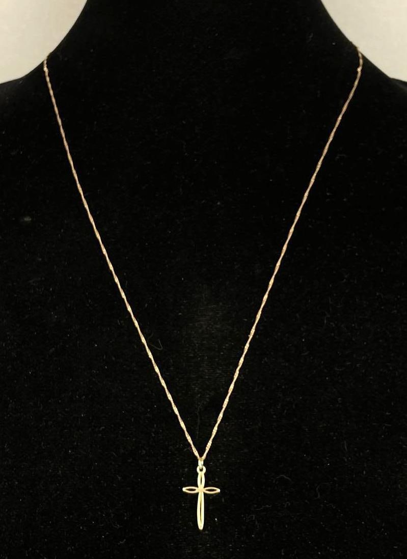 14k Gold Necklace with 14k Gold Cross Pendant: Italian necklace measures 23", 3/4" pendant, 1,9 g total weight