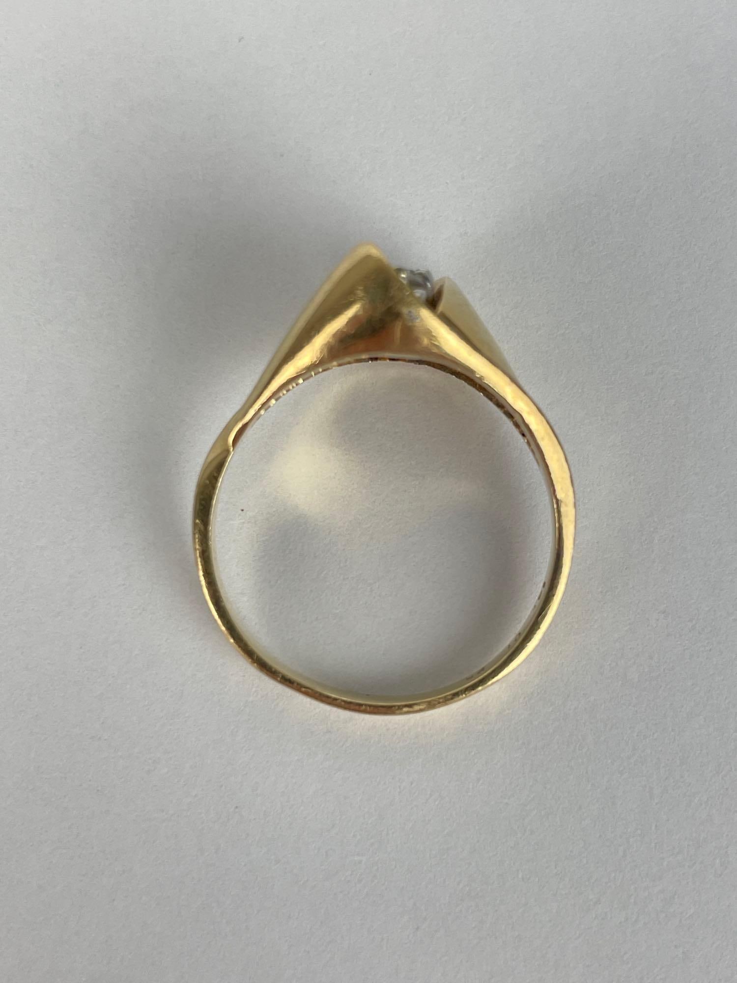 14K Gold Ring with 3 Diamond Setting - 3
