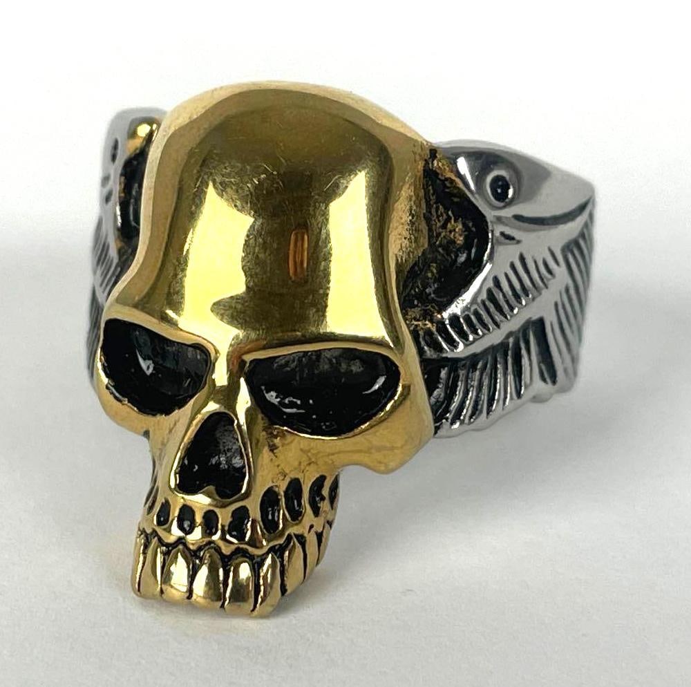 Spikes Stainless Steel Skull Ring: Roughly size 15
