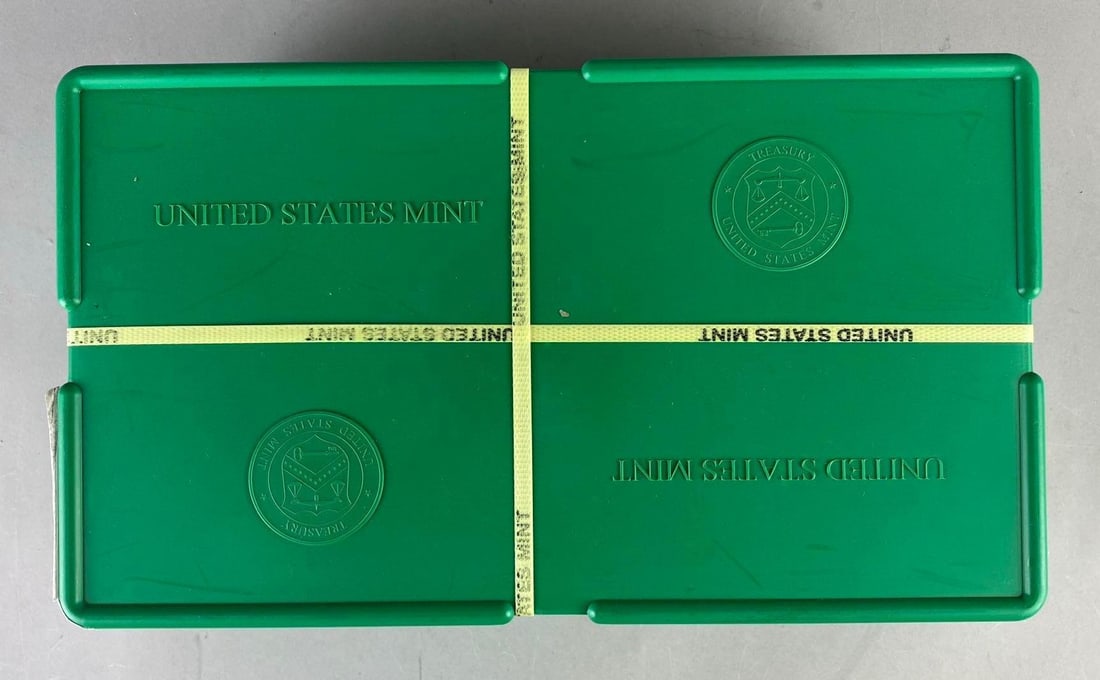 2024 P United States Mint 500-Coin Silver Eagle Monster Box: Star Privy, Sealed in an Unopened Monster box.