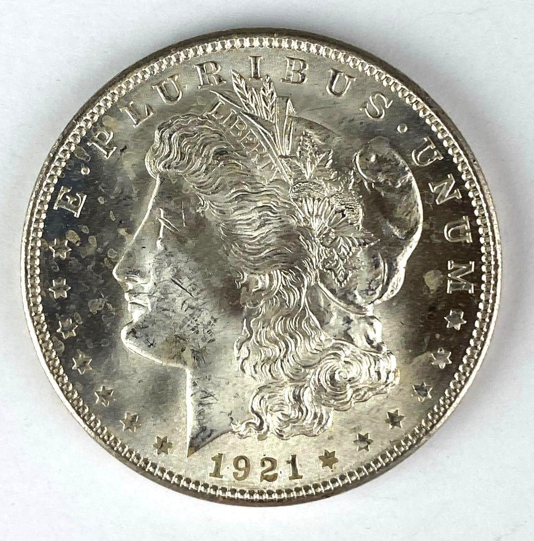 1921 US Morgan Silver Dollar (1 of 2)