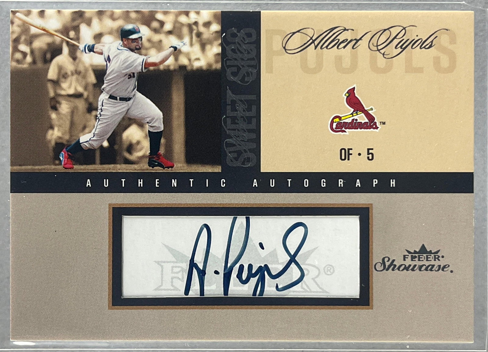 2004 Fleer Showcase Sweet Sigs Auto Albert Pujols 112/199: Great Pujols Auto, Sharp card, 112/199
