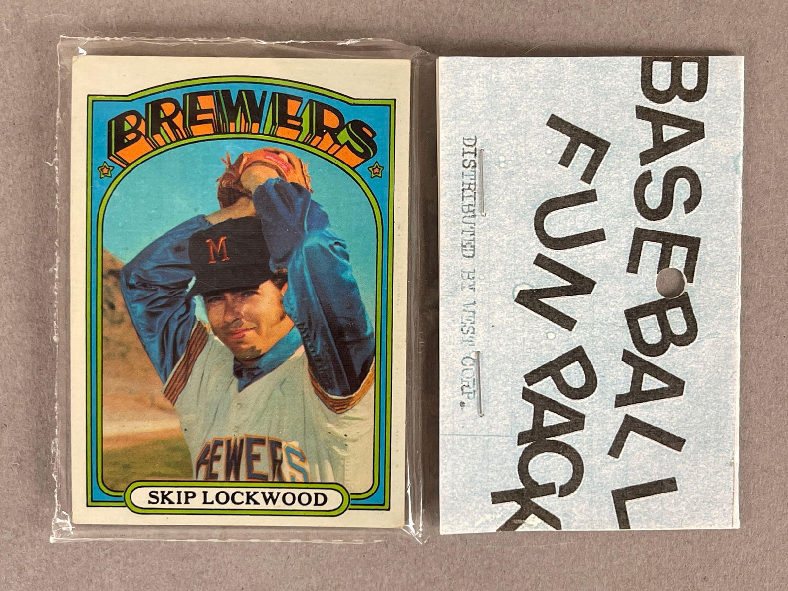 1972 Topps Baseball West Corps Cello Fun Pack Carlton Fisk Rookie Showing (1 of 2)
