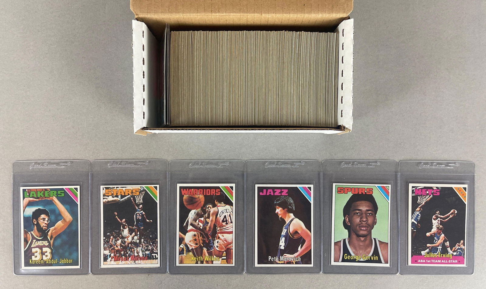 1975 Topps Basketball Complete High-Grade Set: Conditions set, EX - NMMT, Sharp set, Includes Moses Malone Rookie EXMT, Keith Wilkes EXMT, Pete Maravich, George Gervin, Kareem EXMT - NM, Julius Erving EX - EXMT, and More