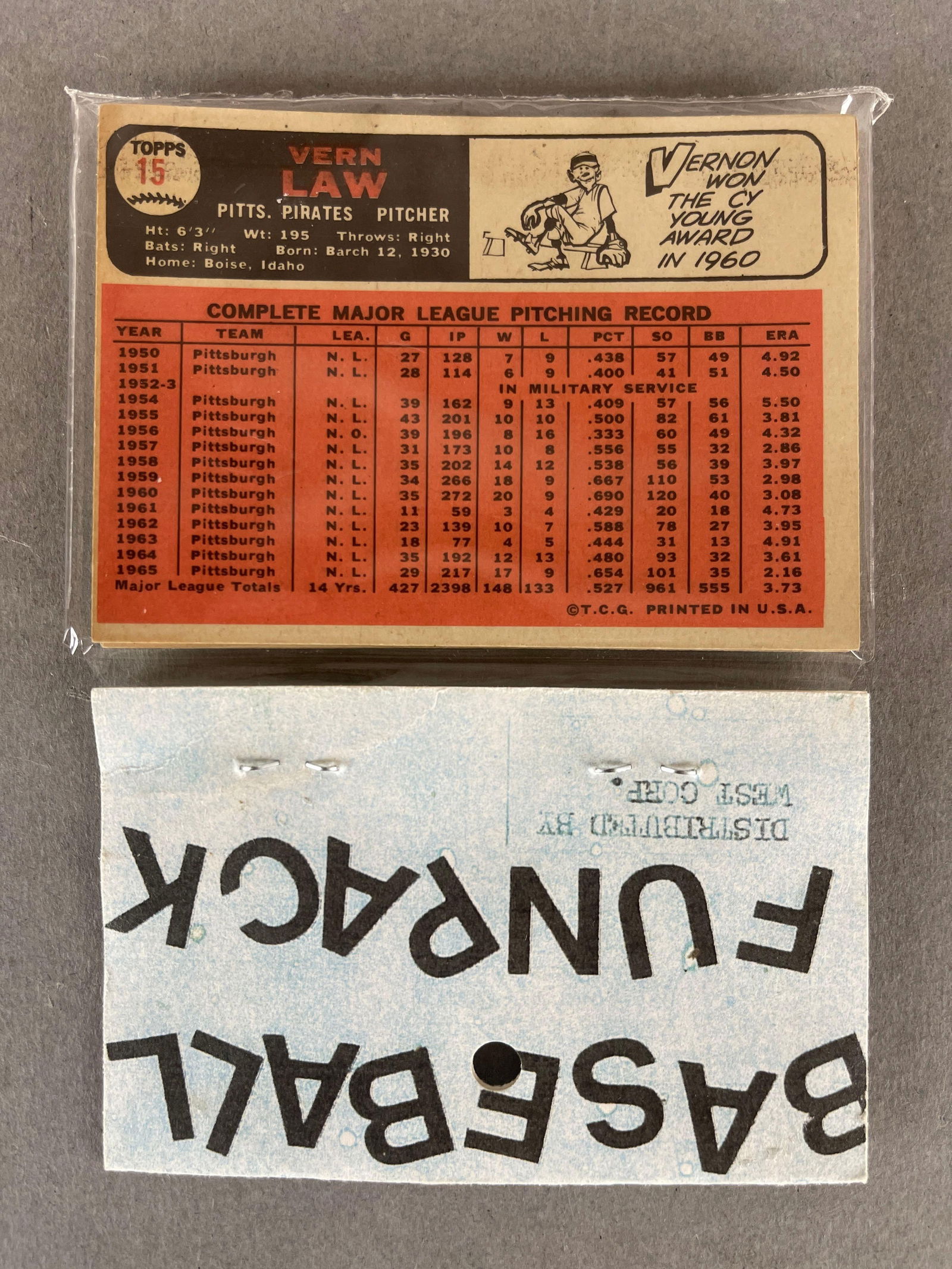 1966 Topps Baseball West Corps Cello Fun Pack - 2