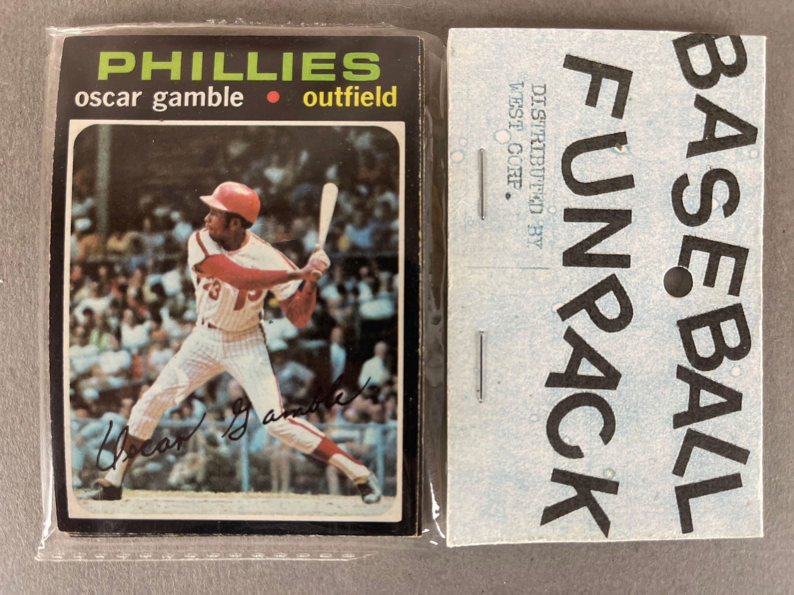 1971 Topps Baseball West Corps Cello Fun Pack (1 of 2)