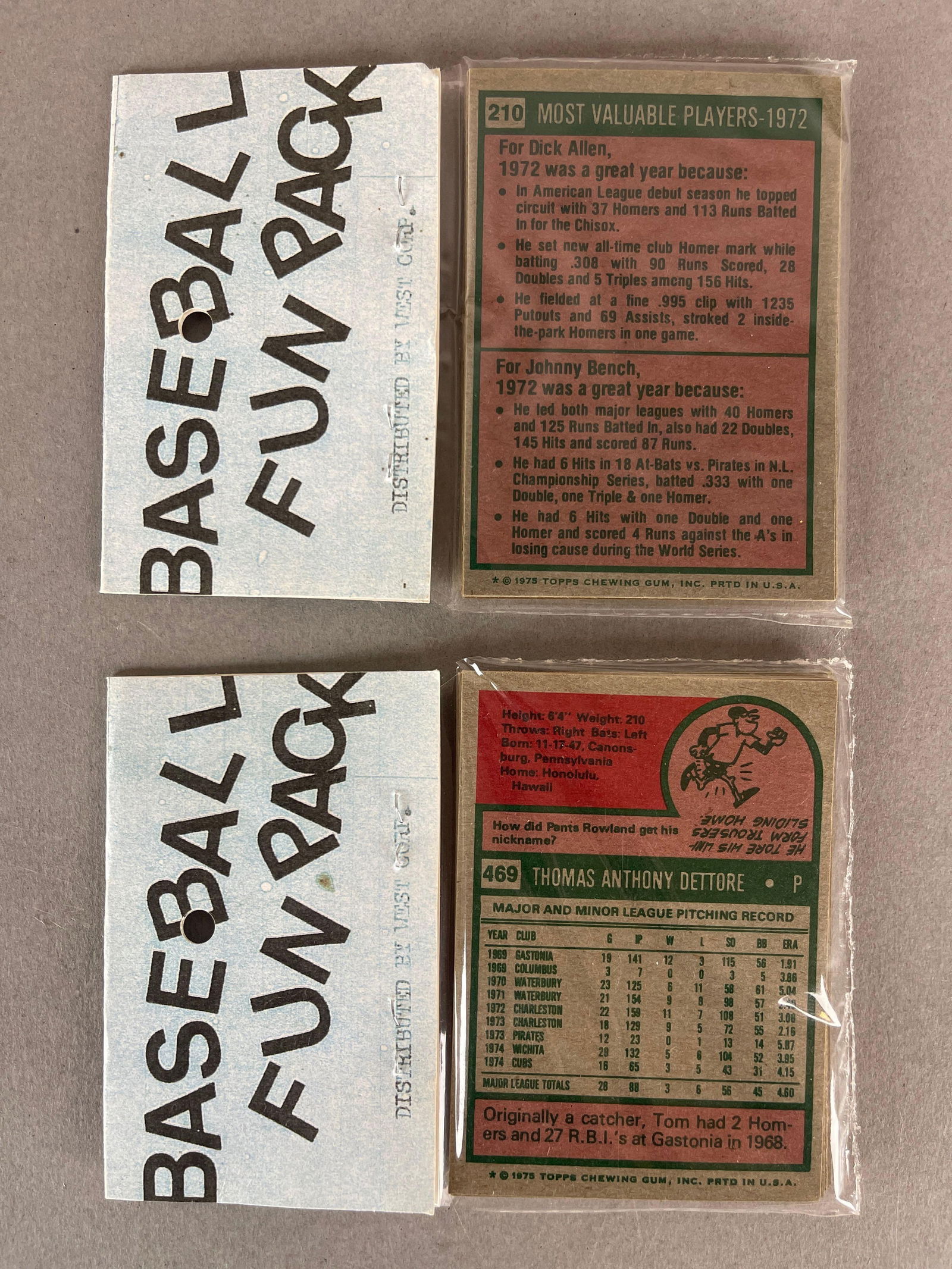 1975 Topps Baseball West Corps Cello Fun Pack - 2